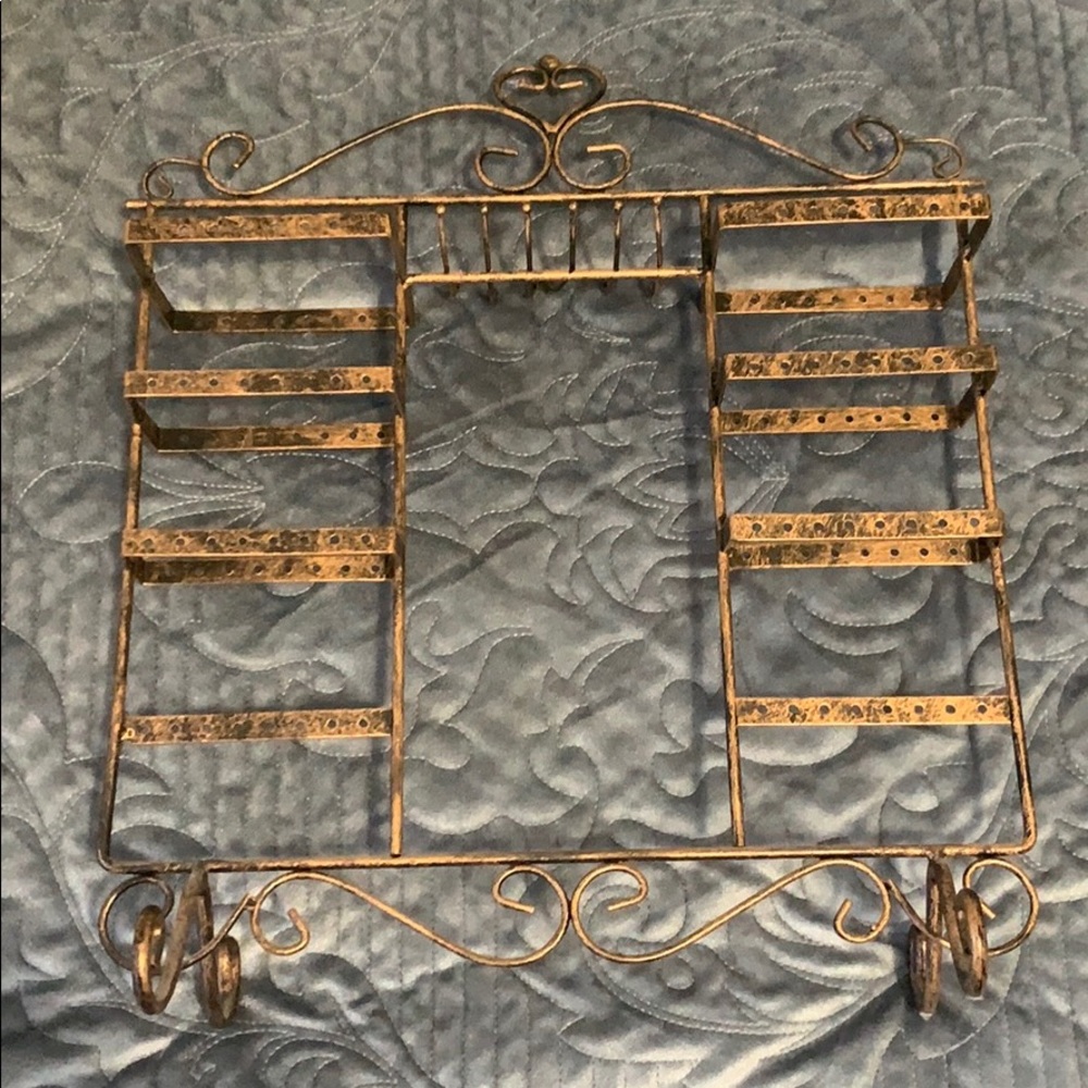 Jewelry holder